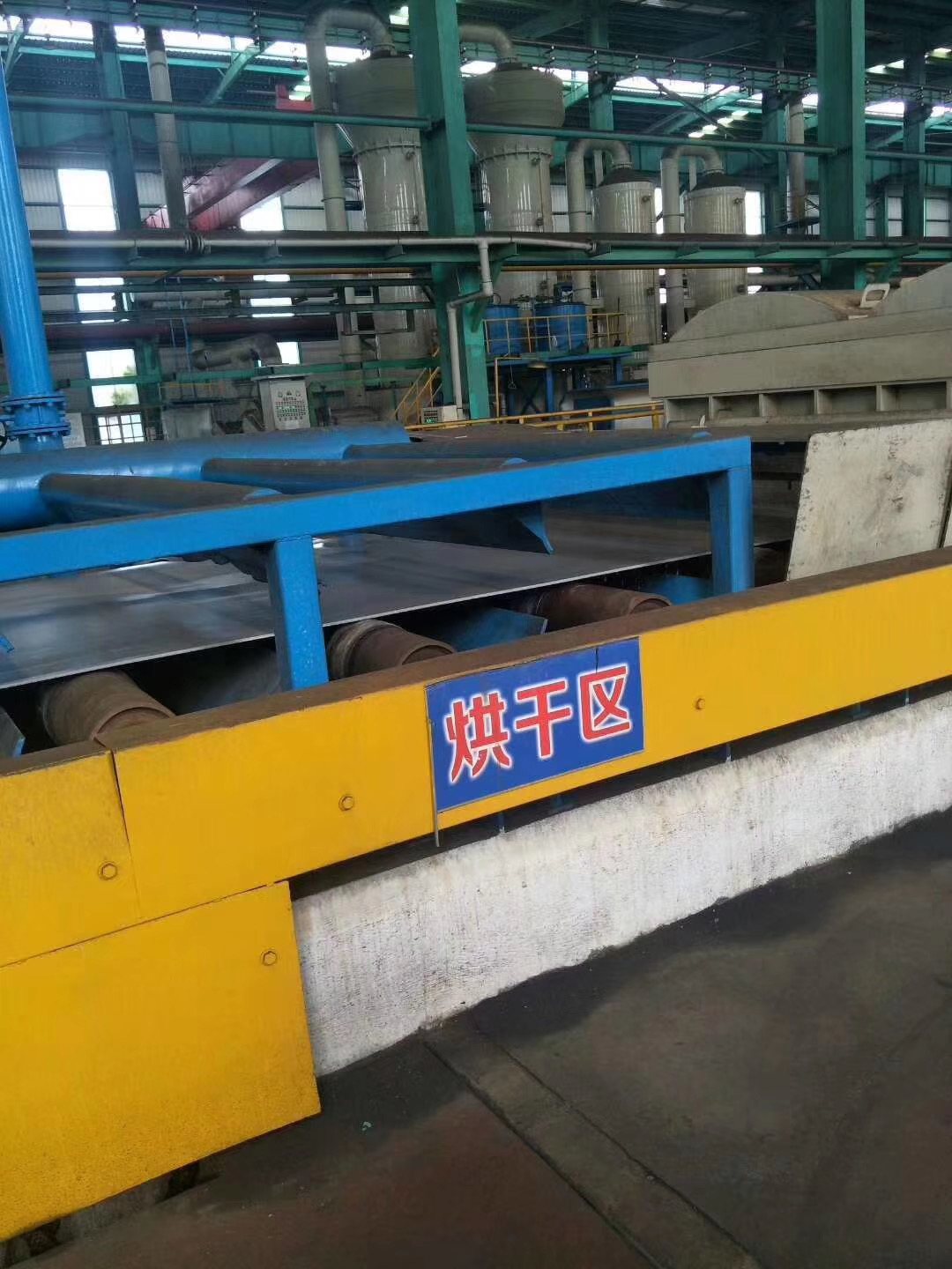 1612409148559886.jpg 不銹鋼板生產(chǎn)環(huán)境.jpg